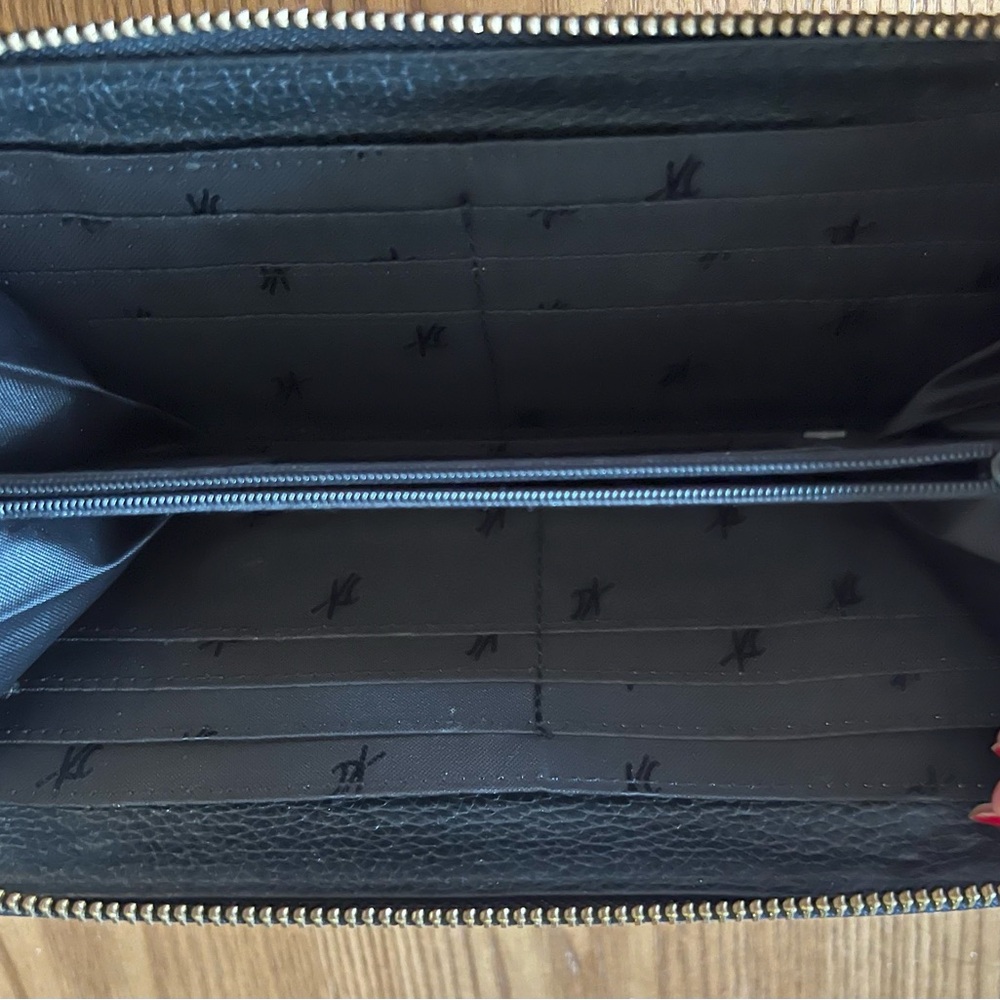 Kenneth Cole Wallet - Picture 3 of 3